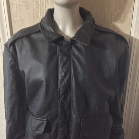 🔥Men’s A-2 Pilot Leather U.S Army Jacket🔥 - Picture 3 of 6